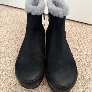 Dansko Mitzy women’s suede fleece lined boots 37 NWT